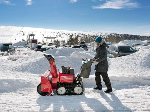 Снегоуборщик бензиновый Honda HSM1390 iK ZE Hybrid