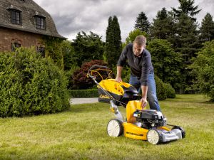 Газонокосилка бензиновая Cub Cadet CC 46 SPB V