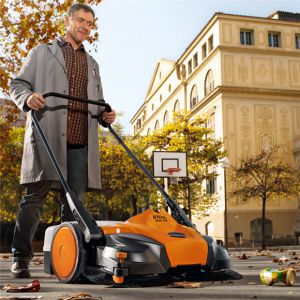 Аккумуляторная уборочная машина Stihl KGA 770